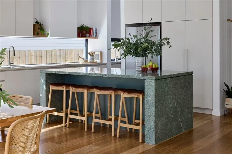 Costa Esmeralda granite table Costa Esmeralda granite table